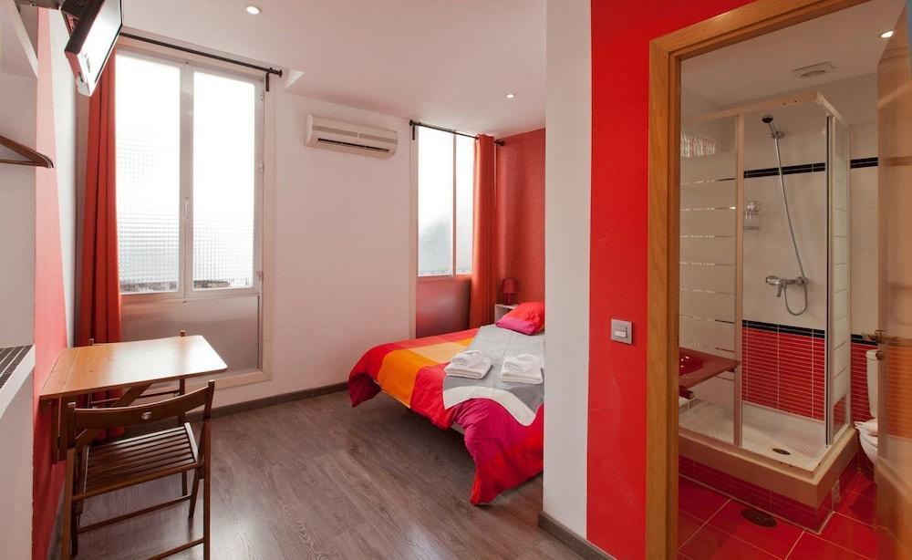 Hostal Abril Madrid Exteriér fotografie