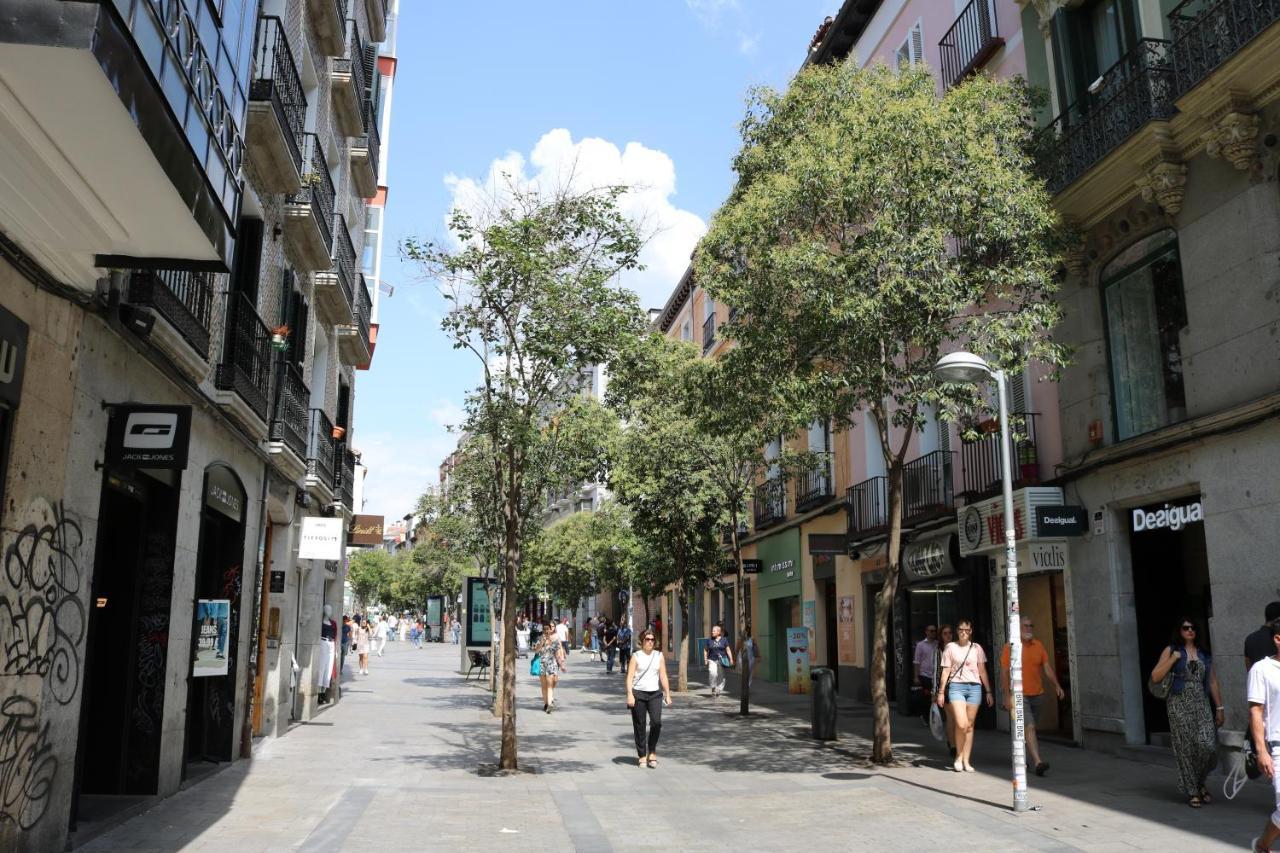 Hostal Abril Madrid Exteriér fotografie
